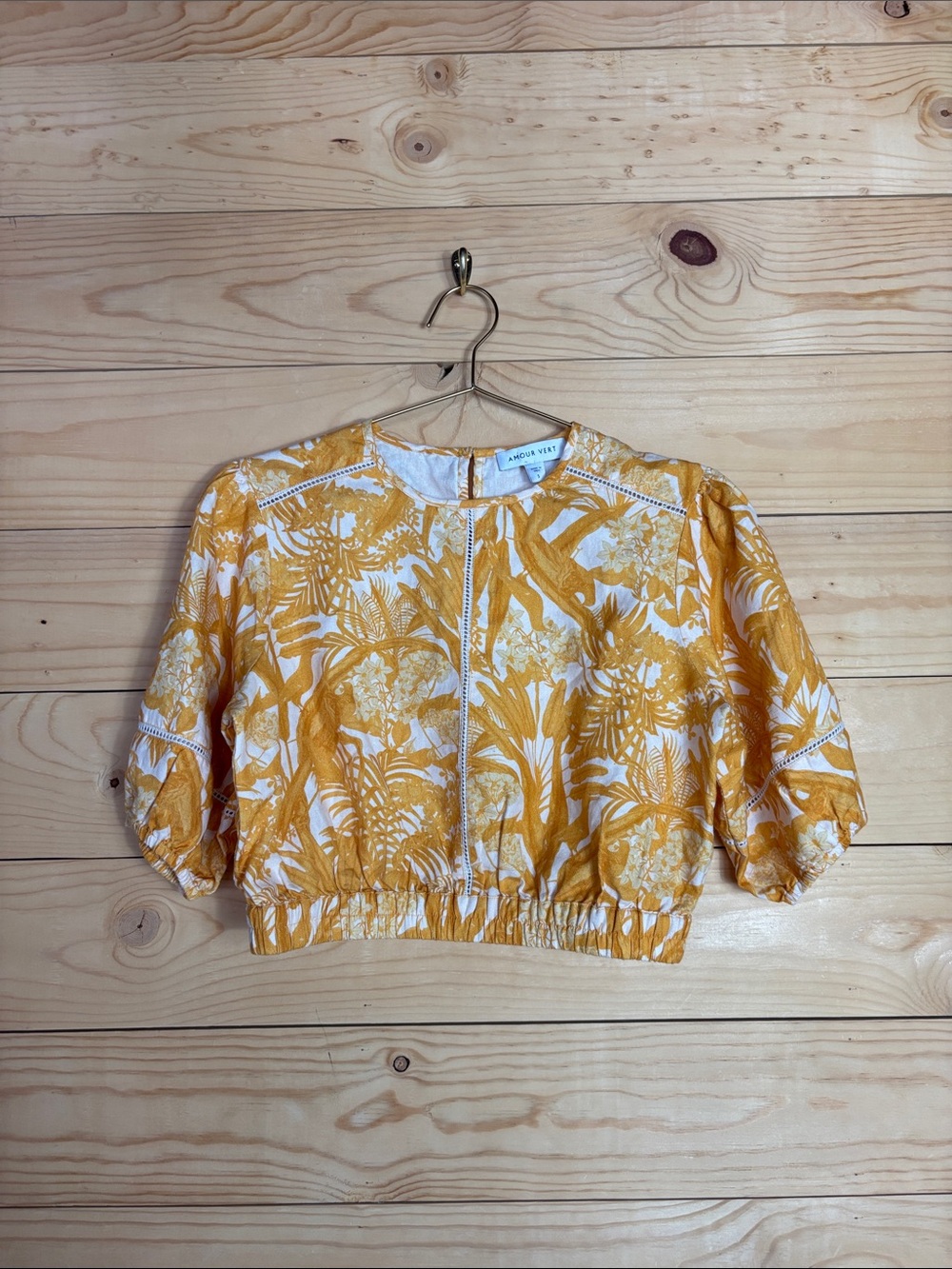 Amour Vert linen cropped top size Small